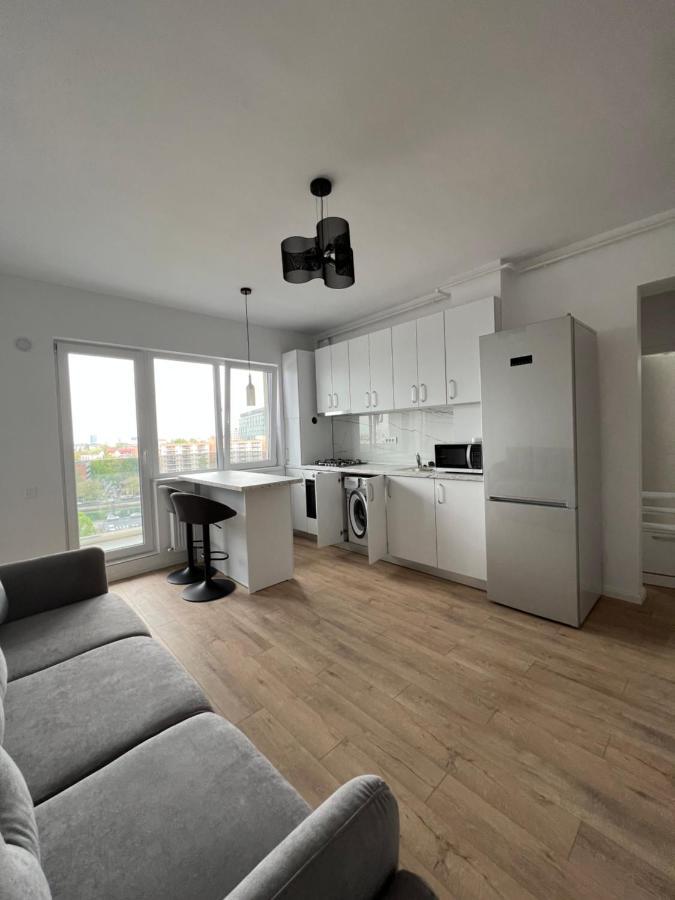 Central Riverfront Apartment บูคาเรสต์ ภายนอก รูปภาพ