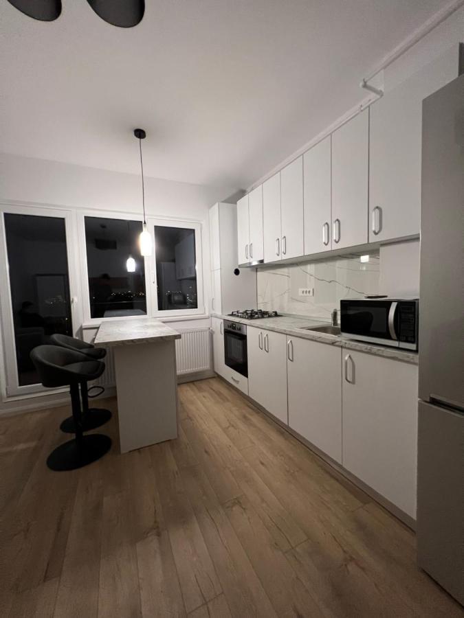 Central Riverfront Apartment บูคาเรสต์ ภายนอก รูปภาพ